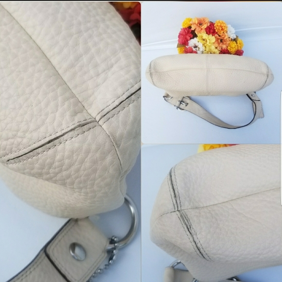 No longer available- COACH HANDBAG CREAM COLOR - Picture 9 of 16